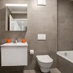 Loctowers A4-1-1 By Interhome דירה *